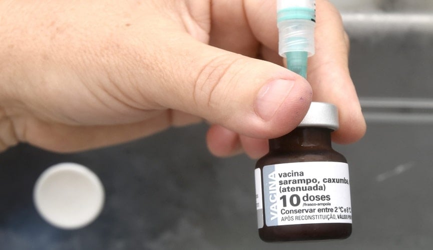 Vacina contra sarampo