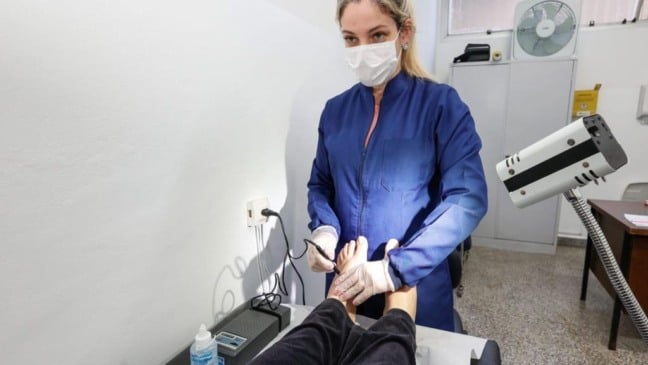 Saúde de Jundiaí oferta exames de avaliação de pés diabéticos