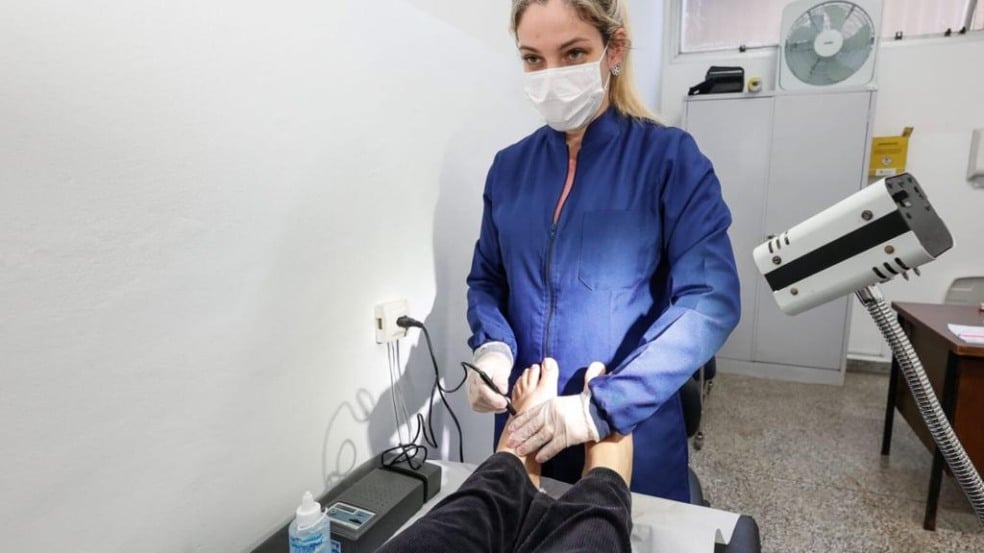 Saúde de Jundiaí oferta exames de avaliação de pés diabéticos