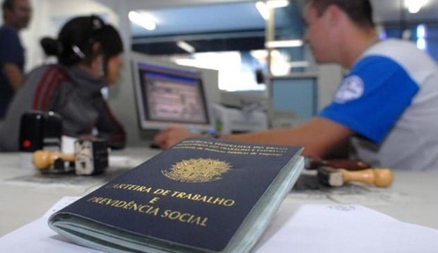 Foto de carteira de trabalho