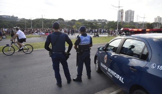 Guarda Municipal faz ronda no Bloco Chupa que é de Uva