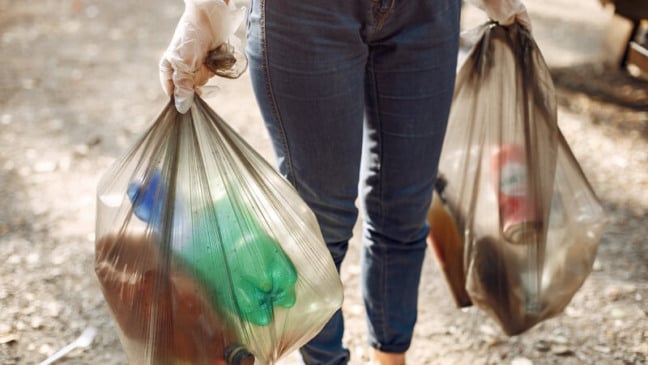 Pessoas com Covid-19 devem redobrar atenção com descarte de resíduos