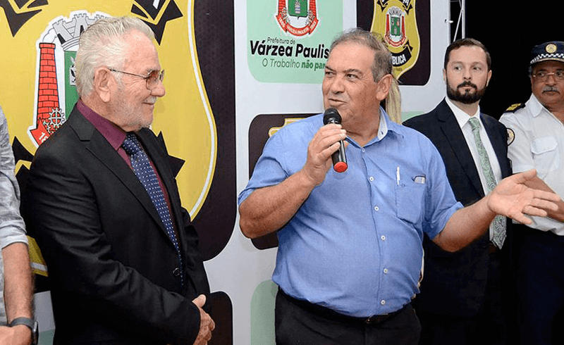 Daniel Basson sendo nomeado