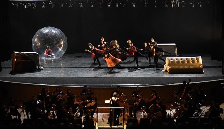 Teatro Polytheama lota com apresentações gratuitas da Cia. Jovem de Dança