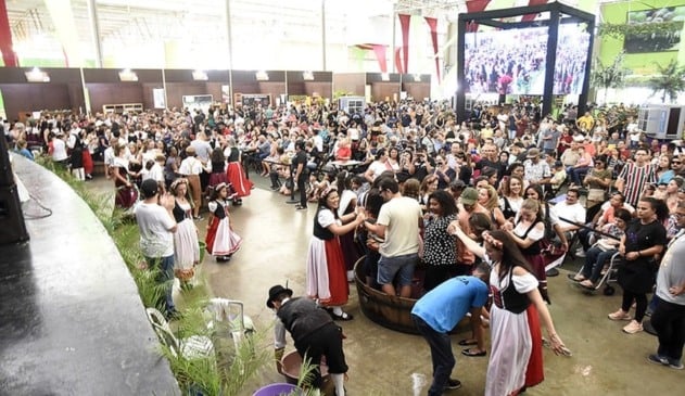 Festa da Uva de Jundiaí recebe público de 65 mil pessoas no primeiro final de semana