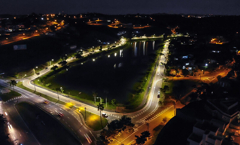 Vale Azul durante à noite