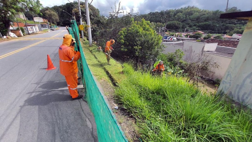 Operação Verão: equipe de Jundiaí completa 2 milhões de m² roçados