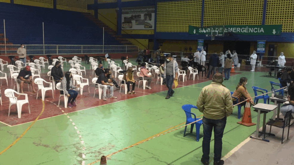 Mais de 5 mil vacinas chega a Campo Limpo Paulista e cidade imuniza grupo 30+