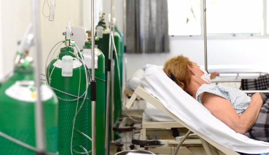 Foto de cilindros de oxigênio