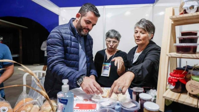 Prefeito na última edição da FENS.