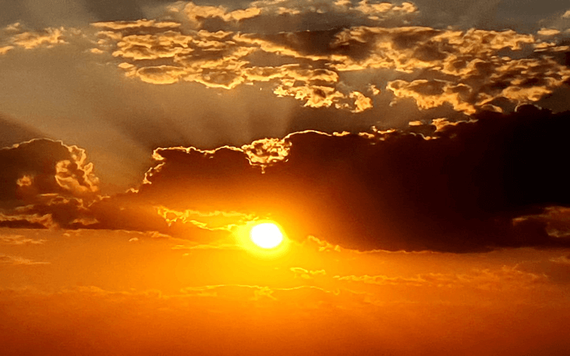 Tempo ensolarado com nuvens continua durante semana. (Foto: Mara Aurea Prado)