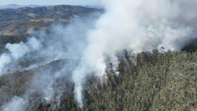 Incêndio na Serra do Japi continua