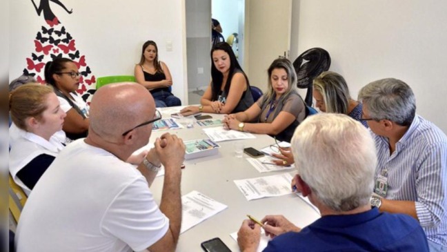 Os Servidores da Saúde da cidade se reuniram recentemente com membros da UPA e do Hospital Dr. Alcípio Oliveira Júnior para discutir o avanço do coronavírus