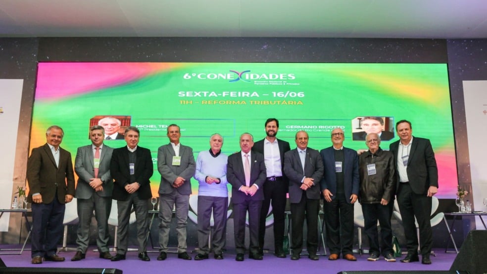 Jundiaí: Luiz Fernando e Michel Temer falam sobre reforma tributária no Conexidades Jundiaí: Luiz Fernando e Michel Temer falam sobre reforma tributária no Conexidades