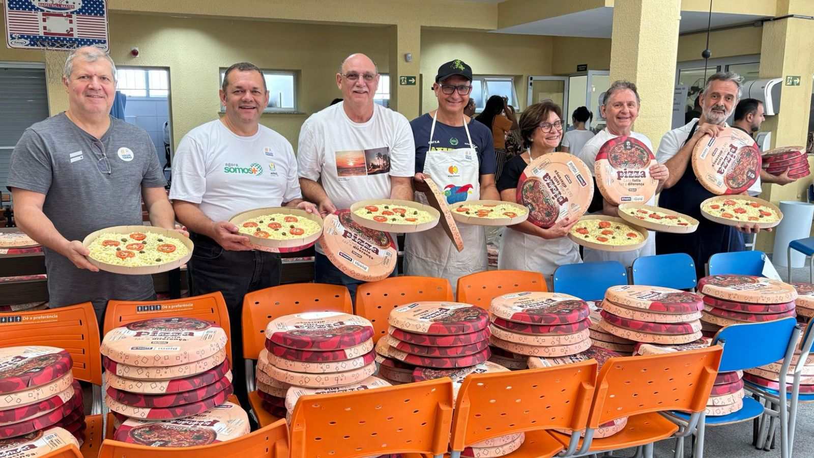 Voluntários e empresas em prol da Pizza Solidária