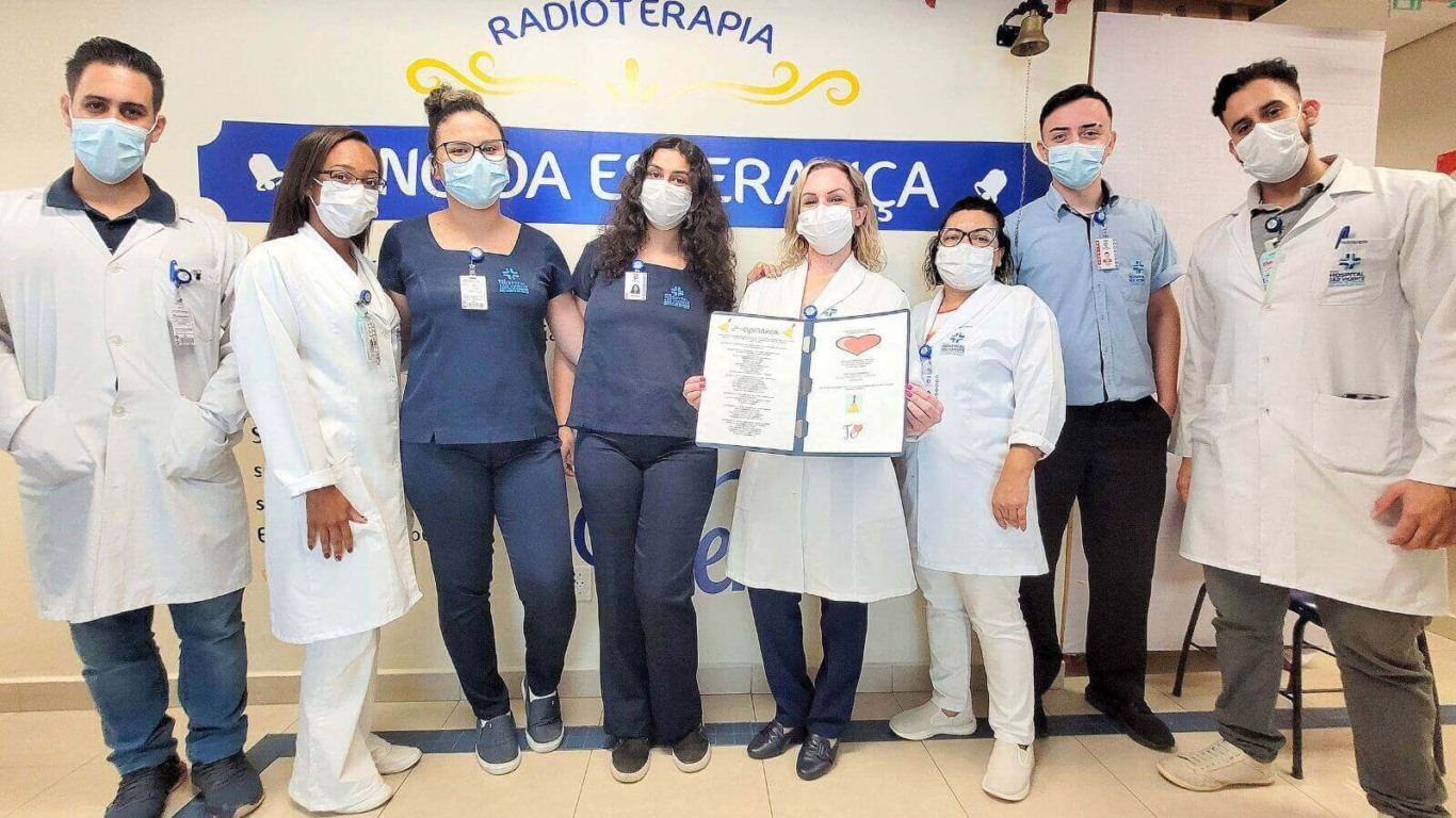 Acompanhante escreve poema para equipe da Radioterapia do Hospital São Vicente