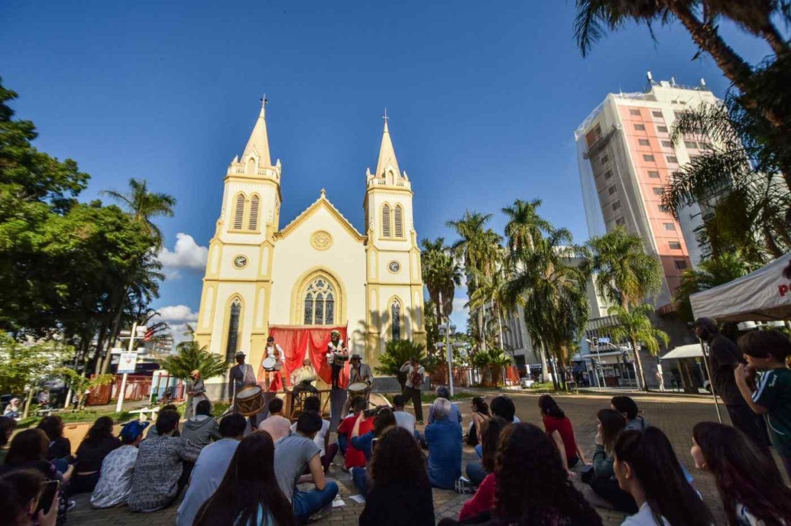 Além do Teatro Polytheama, alguns espetáculos da Cena Profissional serão exibidos na Praça da Matriz. Foto: Prefeitura de Jundiaí Além do Teatro Polytheama, alguns espetáculos da Cena Profissional serão exibidos na Praça da Matriz. Foto: Prefeitura de Jundiaí