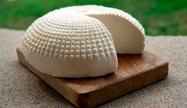 Alguns queijos brancos têm o dobro de gordura que queijos amarelos