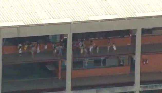 Aluno esfaqueia professor em escola de São Paulo