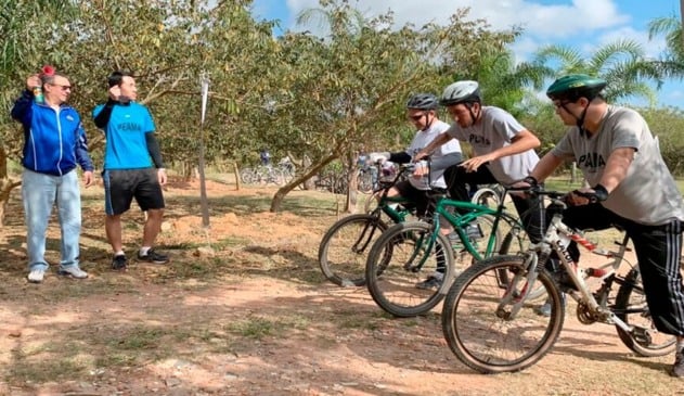 Alunos do PEAMA participam de Mountain Bike no Parque da Cidade
