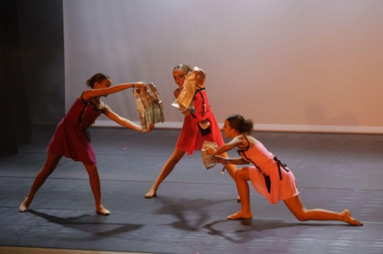 Mostra competitiva do 26º Enredança lota Sala Glória Rocha