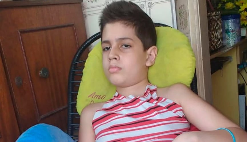 Após comer pizza portuguesa, criança perde os movimentos do corpo em SP Após comer pizza portuguesa, criança perde os movimentos do corpo em SP