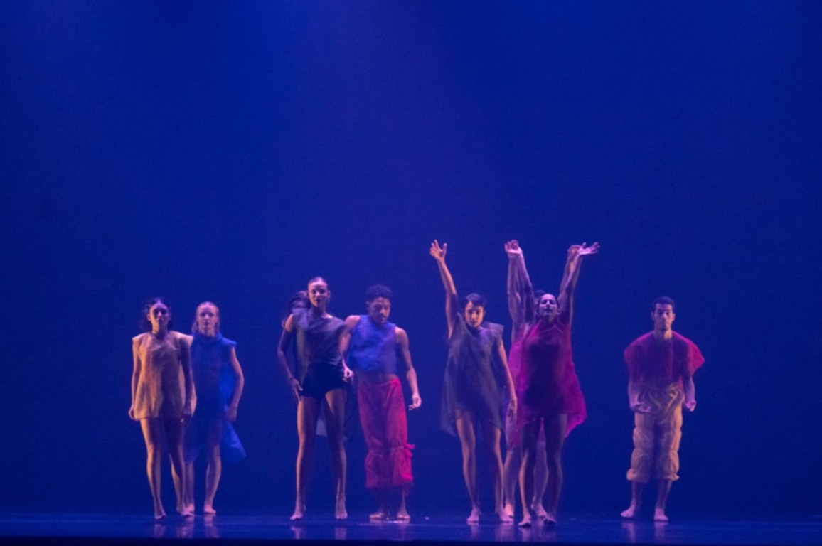 "Aquilo que guardo", coreografia da Cia Jovem de Dança de Jundiaí