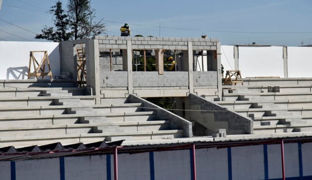Arquibancada da Piscina do Bolão passa dos 70% para ser concluída
