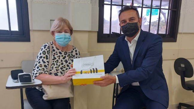 Deputado Alexandre Pereira participa de entrega de aparelhos auditivos na Ateal