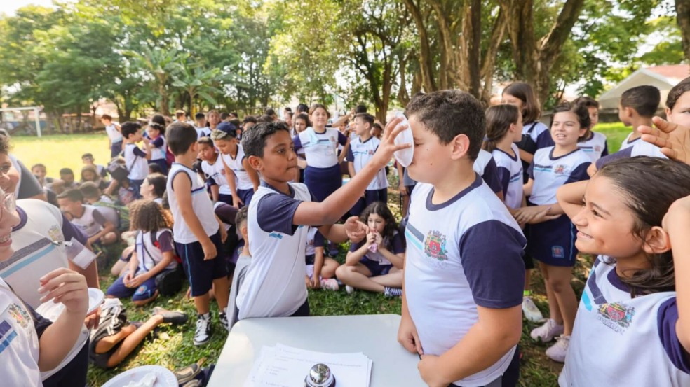 Alunos de Jundiaí Alunos de Jundiaí