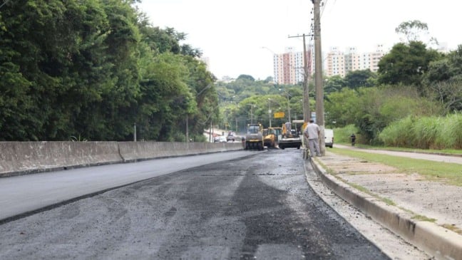Obras na Av. Antonio Pincinato