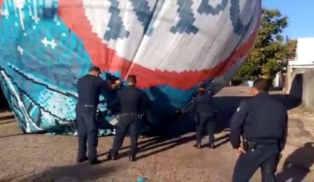 Balão cai perto de residências