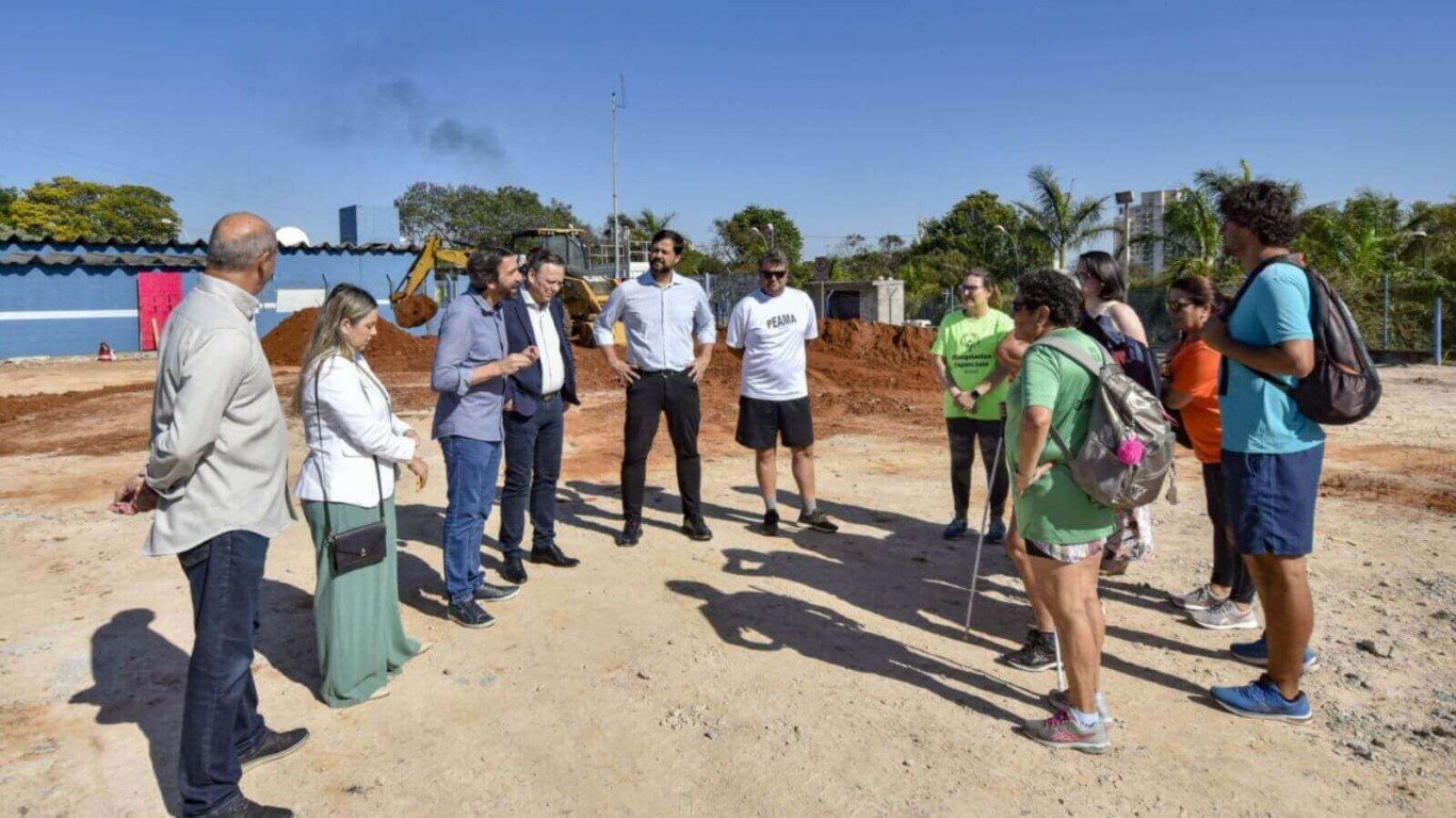 Prefeito de Jundiaí e alunos do PEAMA no Bolão