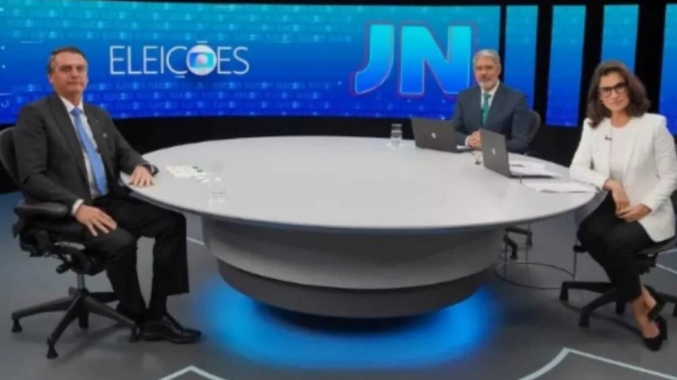 Bolsonaro, William Bonner e Renata Vasconcellos no Jornal Nacional