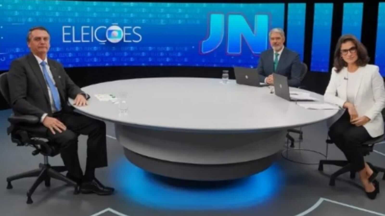 Bolsonaro, William Bonner e Renata Vasconcellos no Jornal Nacional