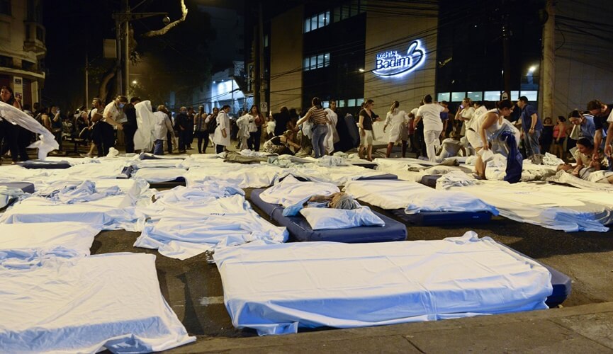 Bombeiros encerram buscas após incêndio que deixou 11 mortos em hospital no Rio