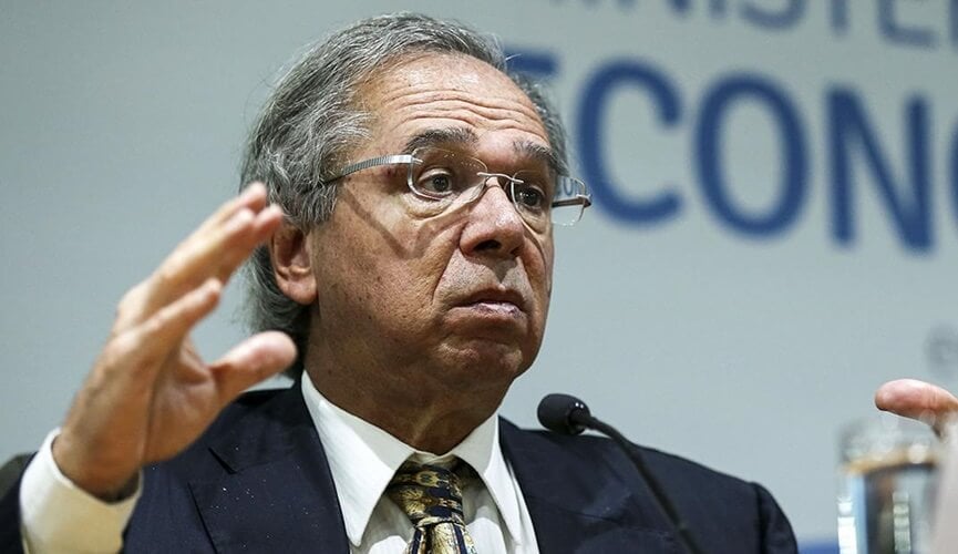 Brasil está preparado para dólar acima de R$ 4, segundo Guedes