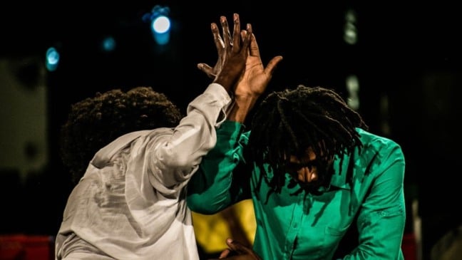 Sesc Jundiaí recebe a apresentação de dança ‘Brita – lugares vermelhos e invisíveis para existir’