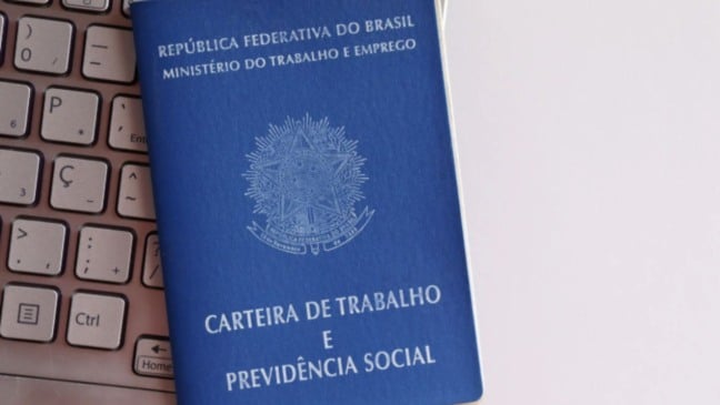 Carteira de trabalho.