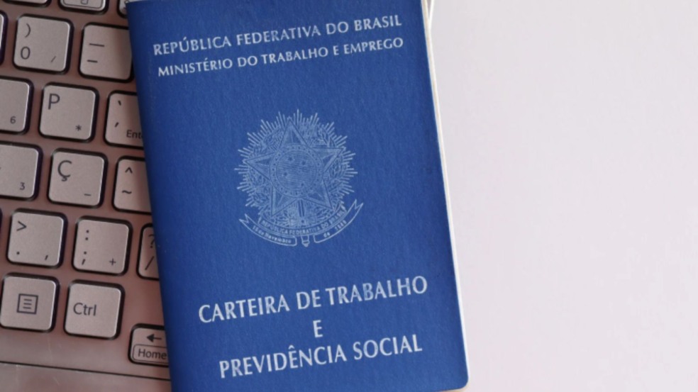 Carteira de trabalho.