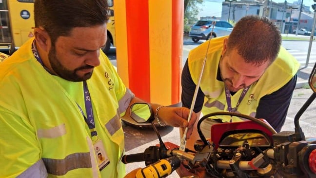 CCR AutoBAn instala antenas corta-pipa gratuitamente em motos