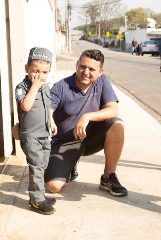 Cabreúva-GM-e-PM-surpreende-memnino-de-3-anos-2-compressed