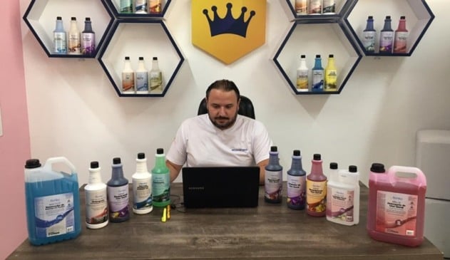 Caio Godoy, do grupo Bee Master