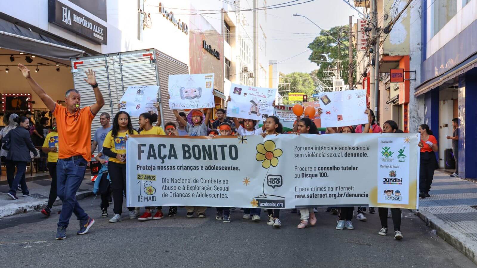 Caminhada do Maio Laranja em Jundiaí