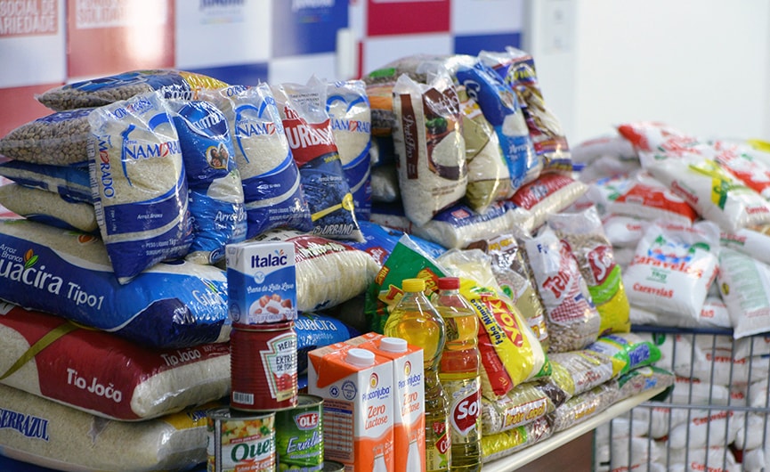 Foto de alimentos em mesa