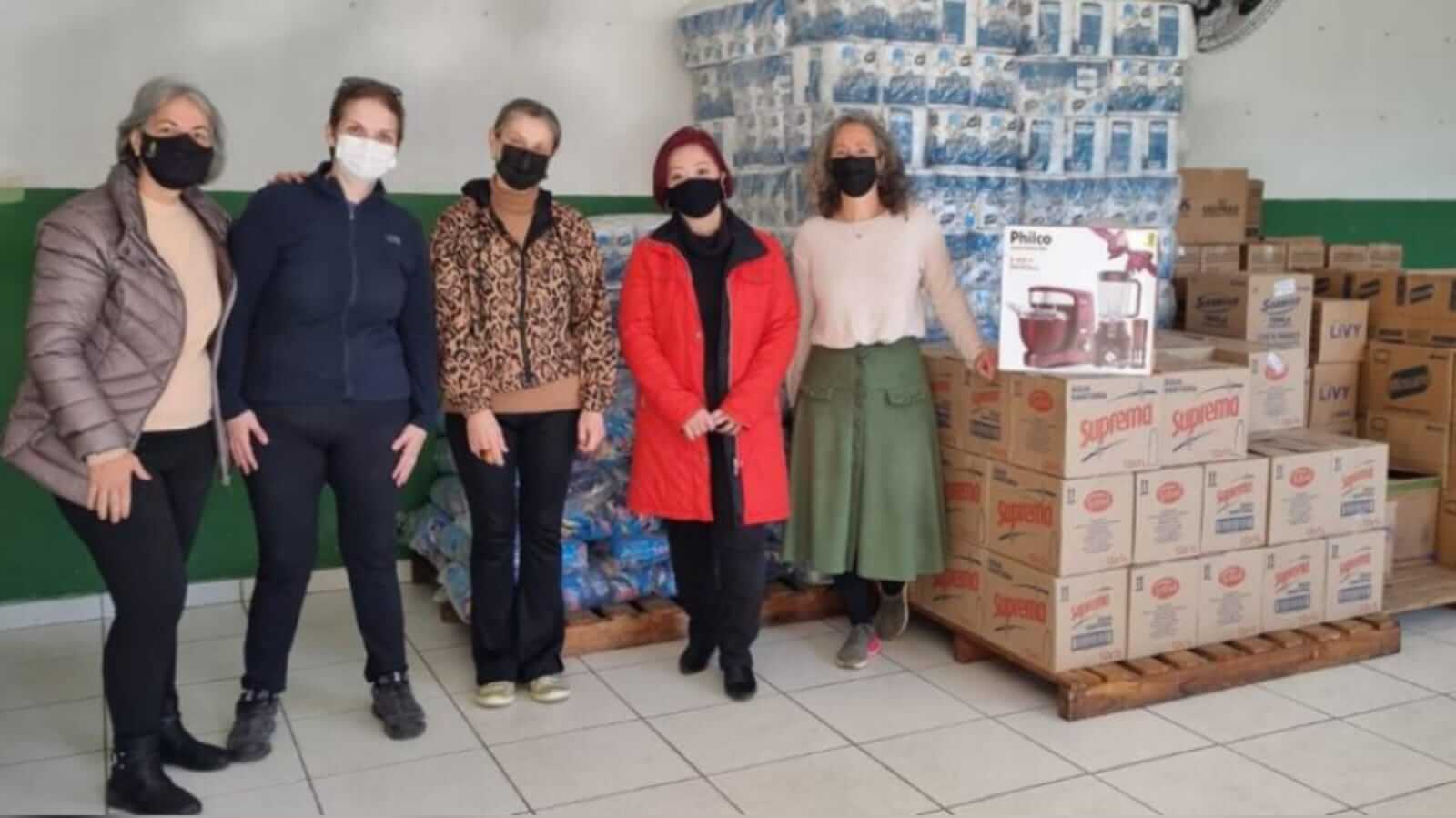 Caixas com itens de higiene em Campo Limpo Paulista