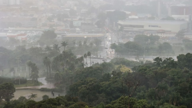 Jundiaí em tempo chuvoso