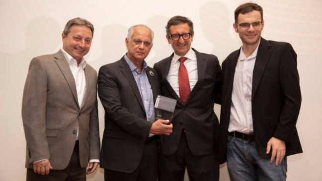 Ferragut, Marquezi, Wilson e Salmazo durante a premiação em 2019 (Foto: Divulgação)