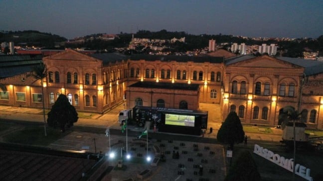 Cinema em Complexo Fepasa