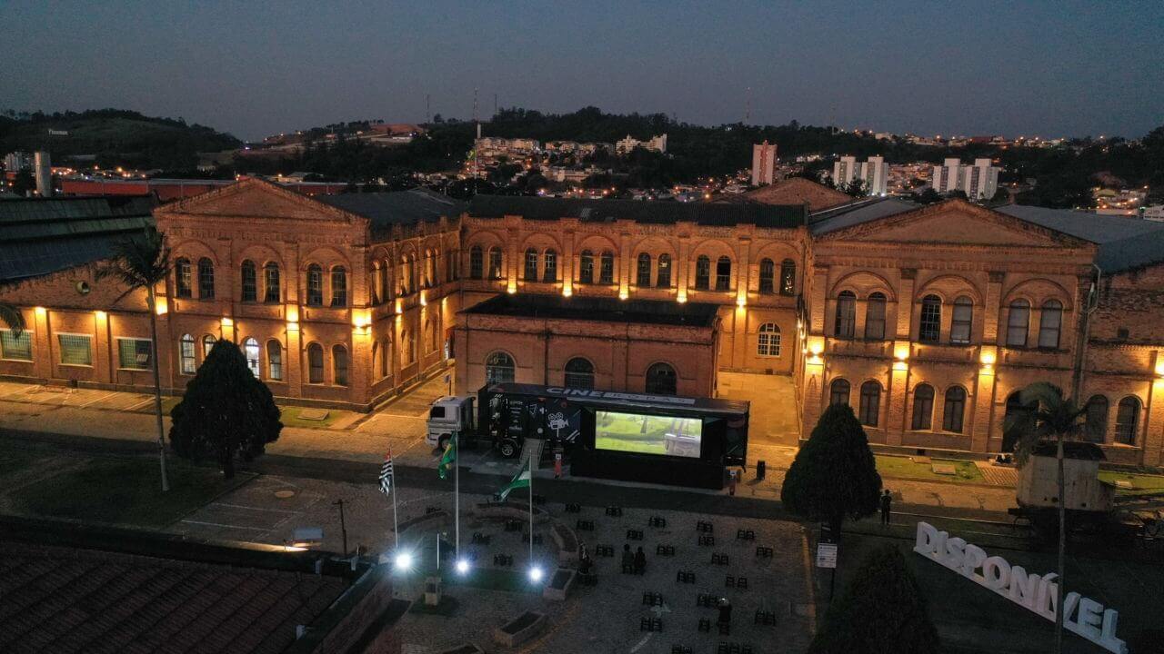 Cinema em Complexo Fepasa